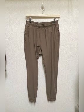 GYMSHARK Studio Jogger Pants Men L Brown Pull On Pants Slim Fit Run Gym Active